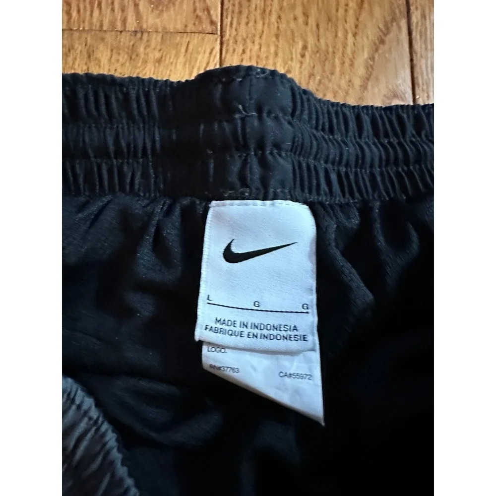 Nike Men's Core Contend 8